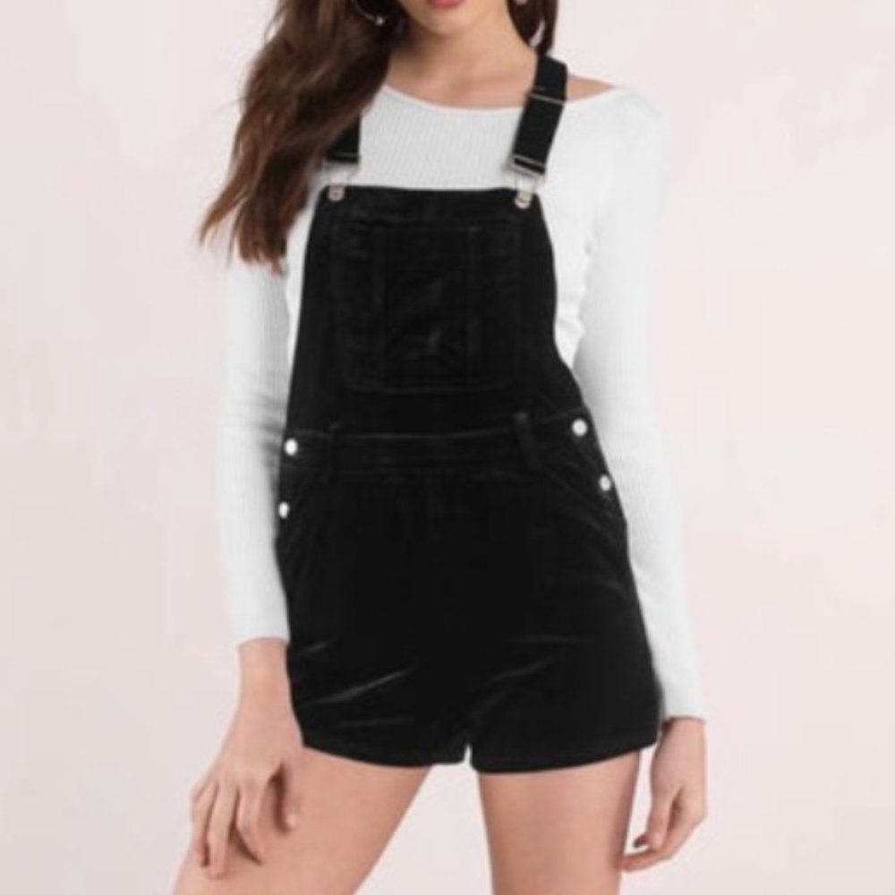 Women's Magnolia South Black Velvet Overalls